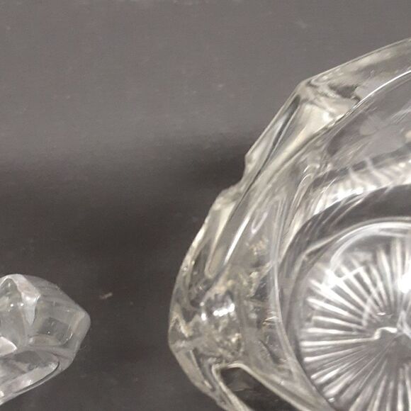 3 pc etched floral crystal sugar/creamer, & sm. dish with bottom star design - Picture 12 of 13